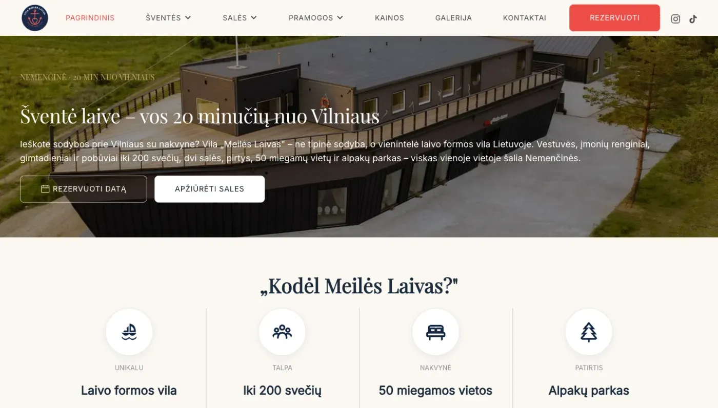 Vila Meilės Laivas website hero with an aerial view of the boat-shaped villa